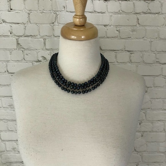 Savvy Cie Triple Strand Black Pearl Necklace NWT - Picture 7 of 10